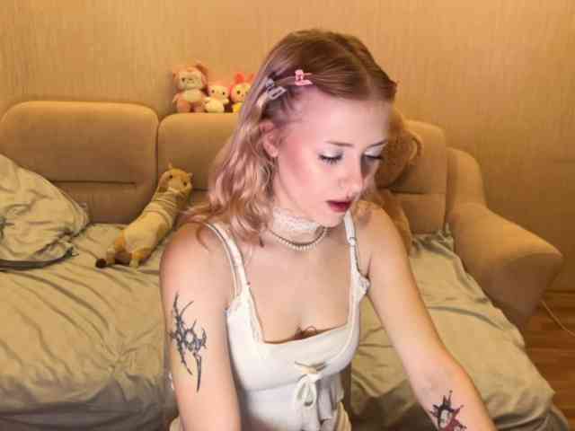 LizzySweetie webcam