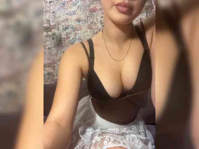 Vikki-Creed Live Webcam on BongaCams