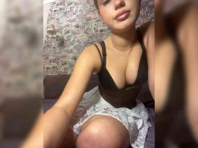 Vikki-Creed webcam