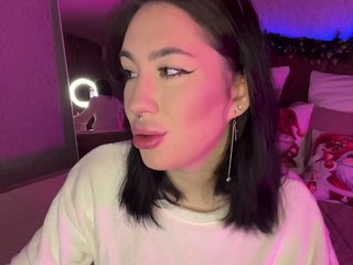 CurvyWoman- Porn Show