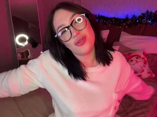 CurvyWoman- Porn Show