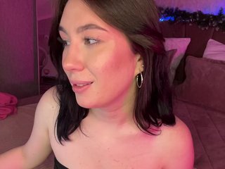 CurvyWoman- Porn Show