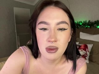 CurvyWoman- Porn Show