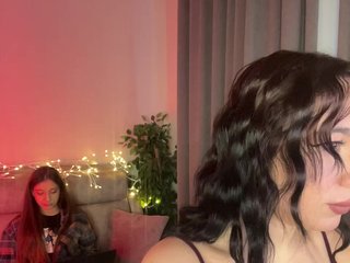 CurvyWoman- Porn Show