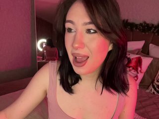 CurvyWoman- Porn Show