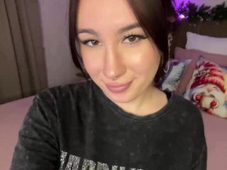 CurvyWoman- Porn Show