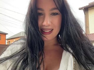 CurvyWoman- Porn Show