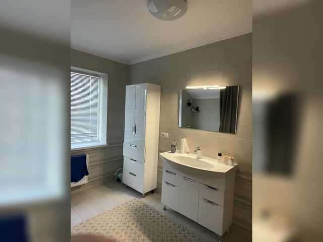 CurvyWoman- from BongaCams is Freechat