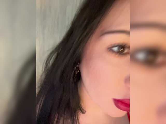 CurvyWoman-'s BongaCams show and profile