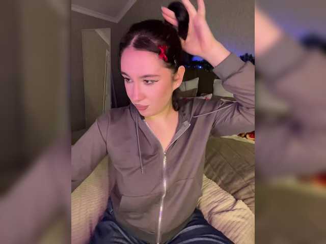 CurvyWoman-'s BongaCams show and profile