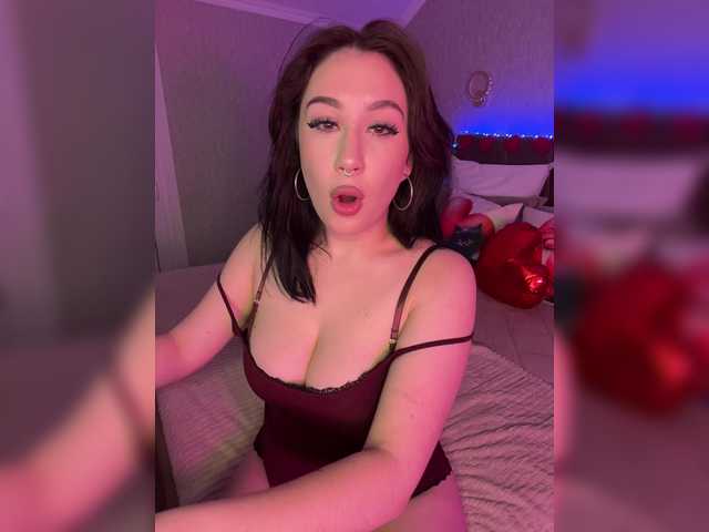 CurvyWoman- from BongaCams is Freechat