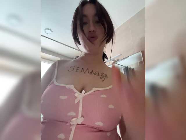 CurvyWoman-'s BongaCams show and profile