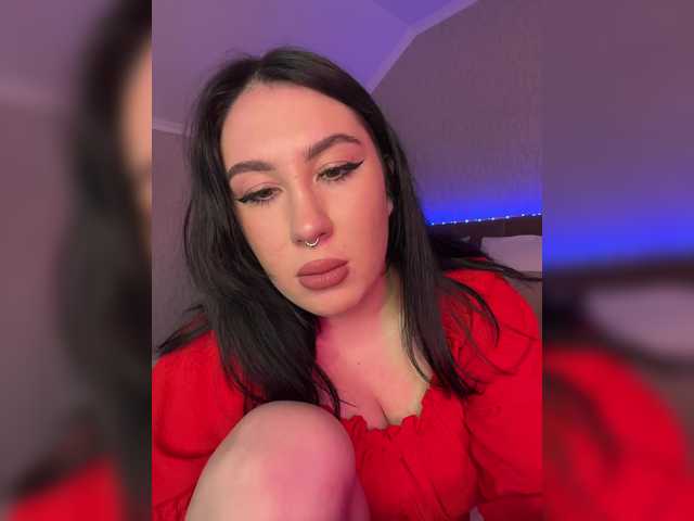 CurvyWoman-'s BongaCams show and profile