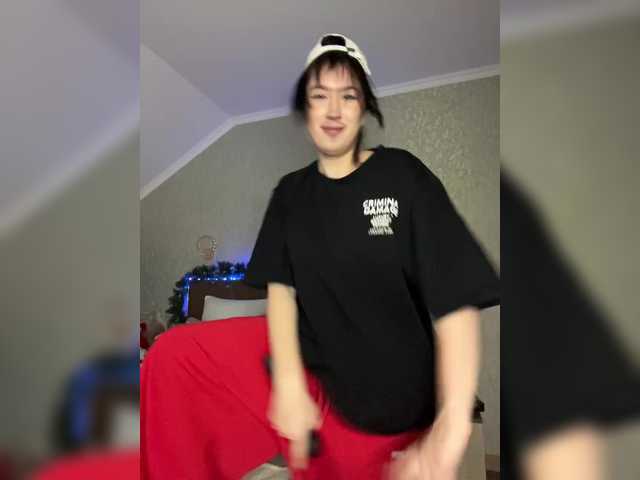 CurvyWoman-'s BongaCams show and profile