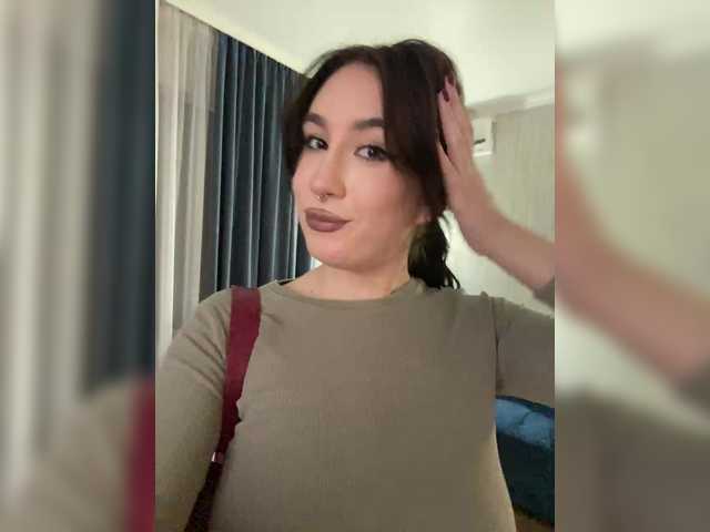 CurvyWoman-'s Thumb Image