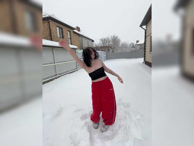 CurvyWoman- from BongaCams is Freechat