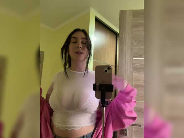 CurvyWoman-'s BongaCams show and profile