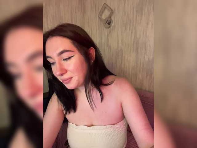 CurvyWoman-'s BongaCams show and profile