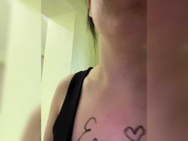 CurvyWoman-'s BongaCams show and profile