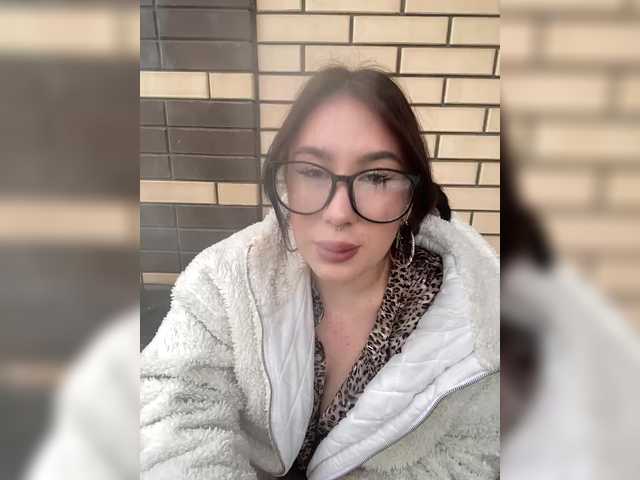 CurvyWoman- – webcam model profile photo