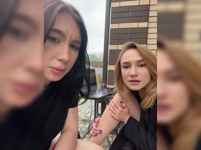 CurvyWoman- live cam