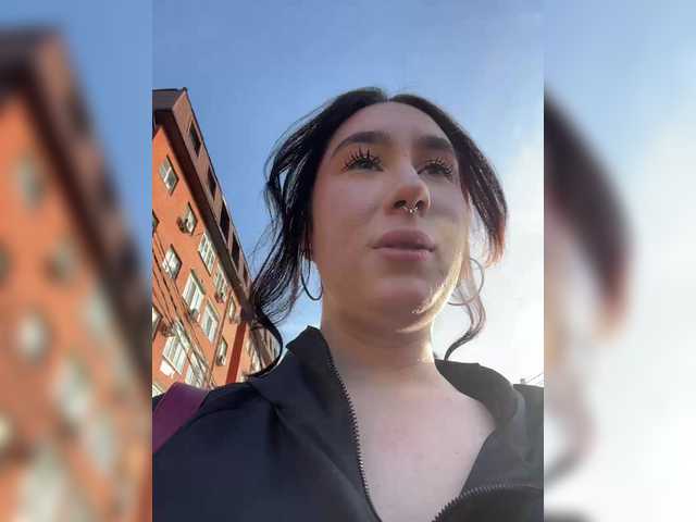 CurvyWoman- – webcam model profile photo