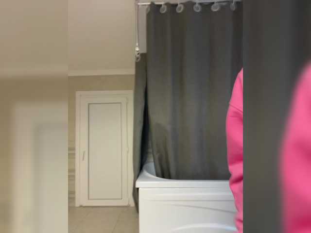 CurvyWoman-'s BongaCams show and profile