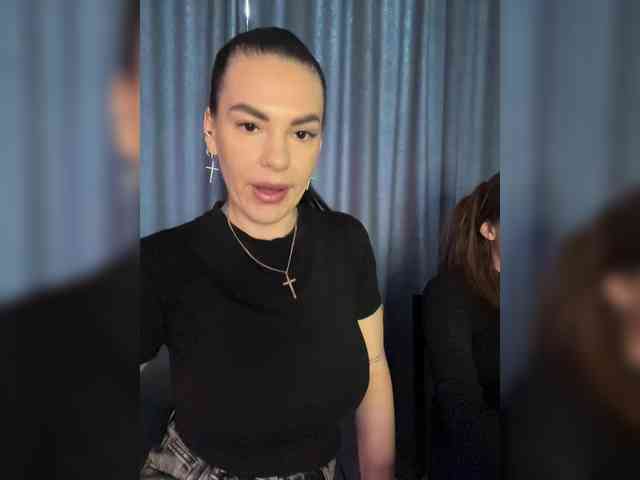 CurvyWoman- CurvyWoman-