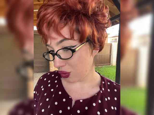 CurvyWoman- CurvyWoman-