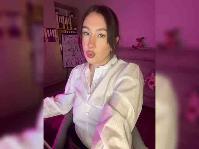 CurvyWoman- CurvyWoman-