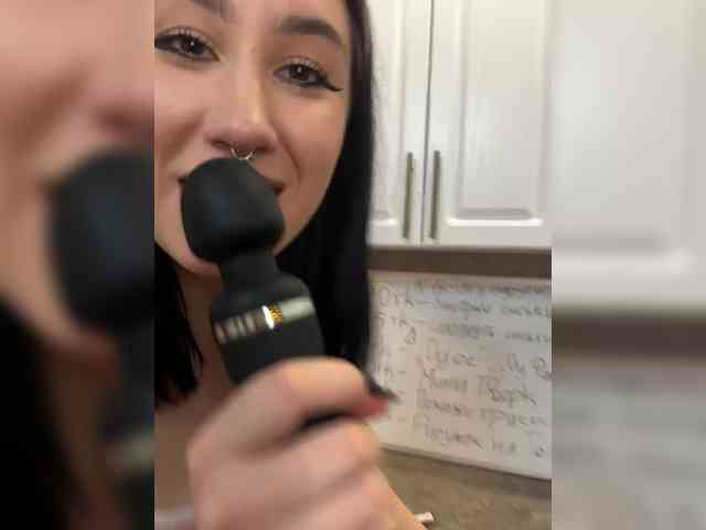 CurvyWoman- CurvyWoman-