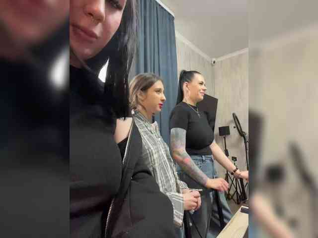 live chatting CurvyWoman-