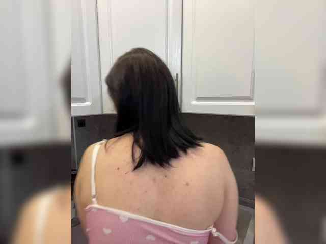 CurvyWoman- CurvyWoman-