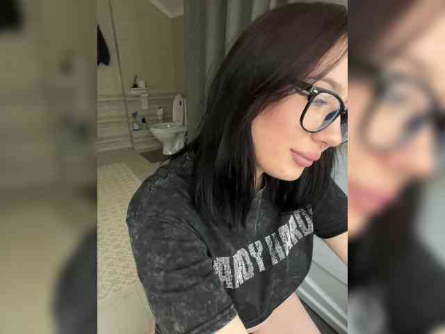 CurvyWoman- CurvyWoman-