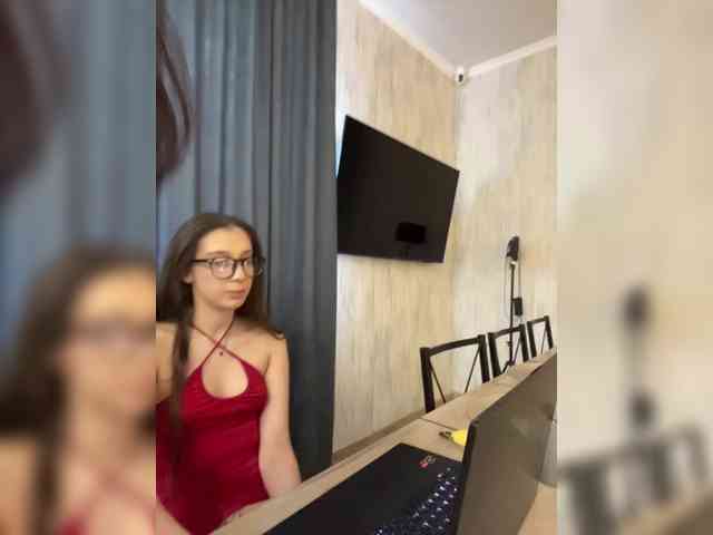 BustyLina webcam