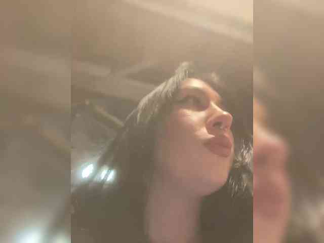 CurvyWoman- Live Webcam on BongaCams