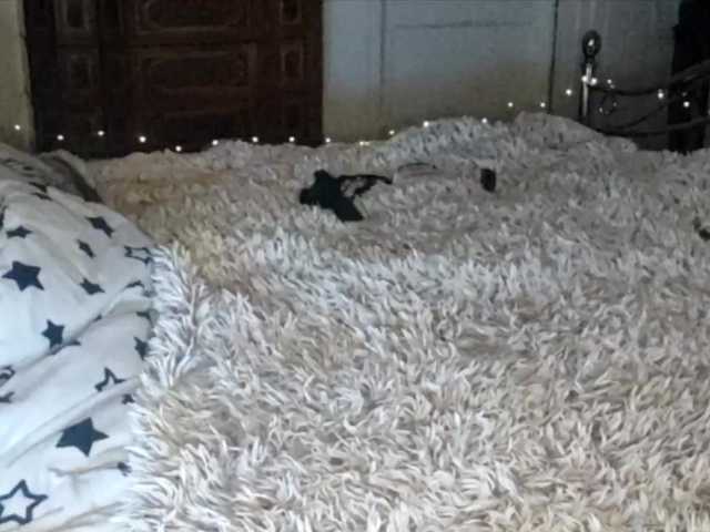 CuteSlutty4u's BongaCams show and profile