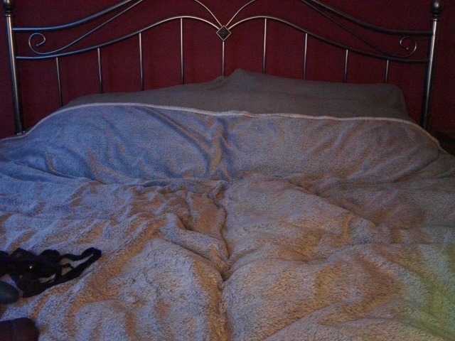 CuteSlutty4u's BongaCams show and profile