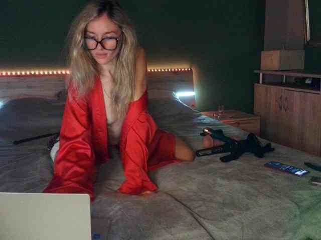 SilviaSweetheart webcam