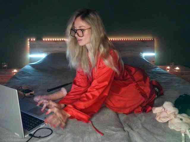 SilviaSweetheart webcam