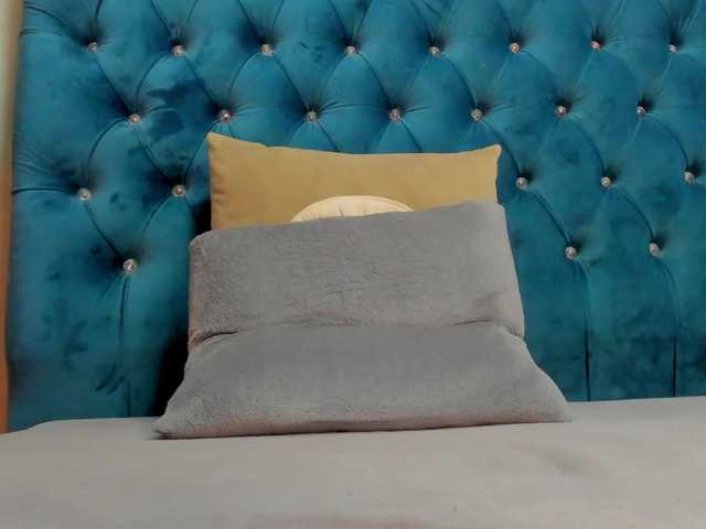 AsshleySing's BongaCams show and profile