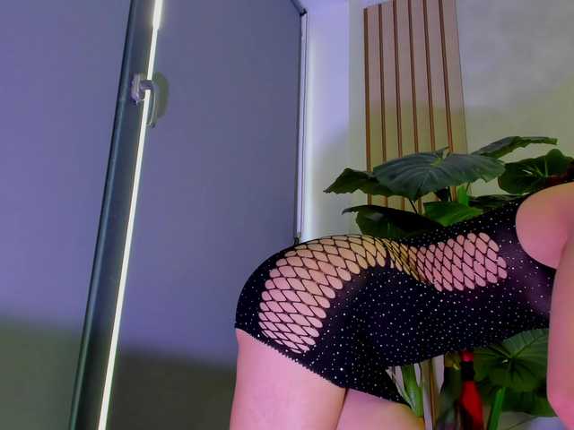 AsshleySing's BongaCams show and profile