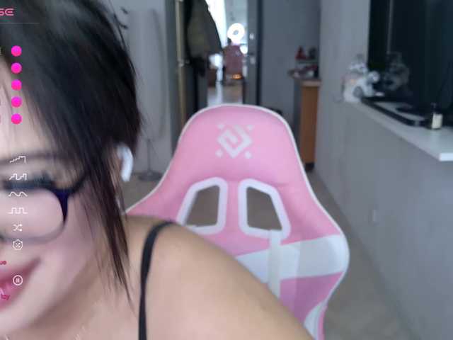 ShauLisse's BongaCams show and profile