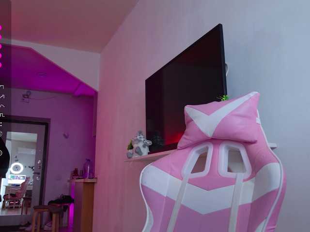 ShauLisse's BongaCams show and profile