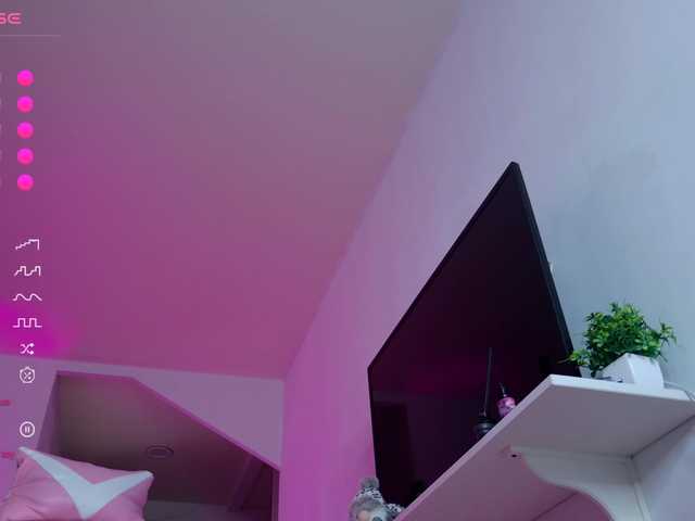 ShauLisse's BongaCams show and profile