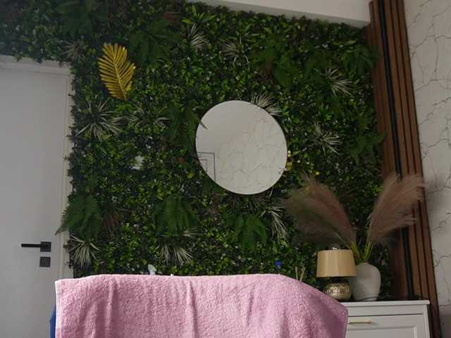 sisi-von-dee's BongaCams show and profile