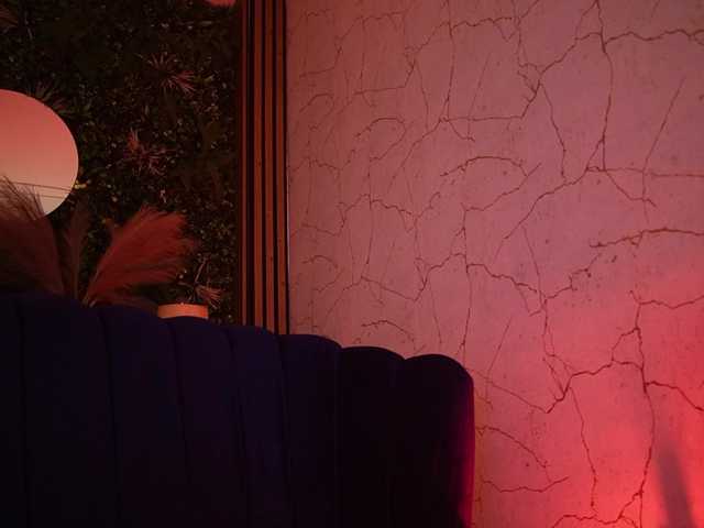 sisi-von-dee's BongaCams show and profile