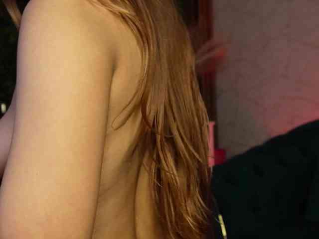 sisi-von-dee sisi-von-dee