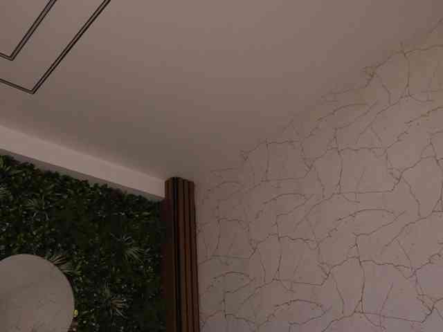 sisi-von-dee sisi-von-dee