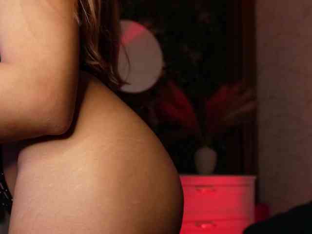 sisi-von-dee sisi-von-dee